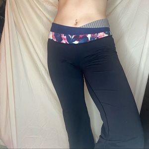 Lululemon flare yoga pants